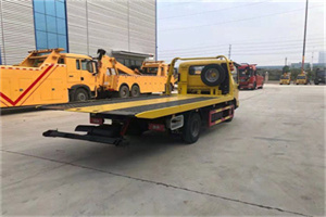 积石山非事故拖车