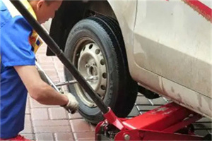 积石山附近拖车24小时服务热线电话